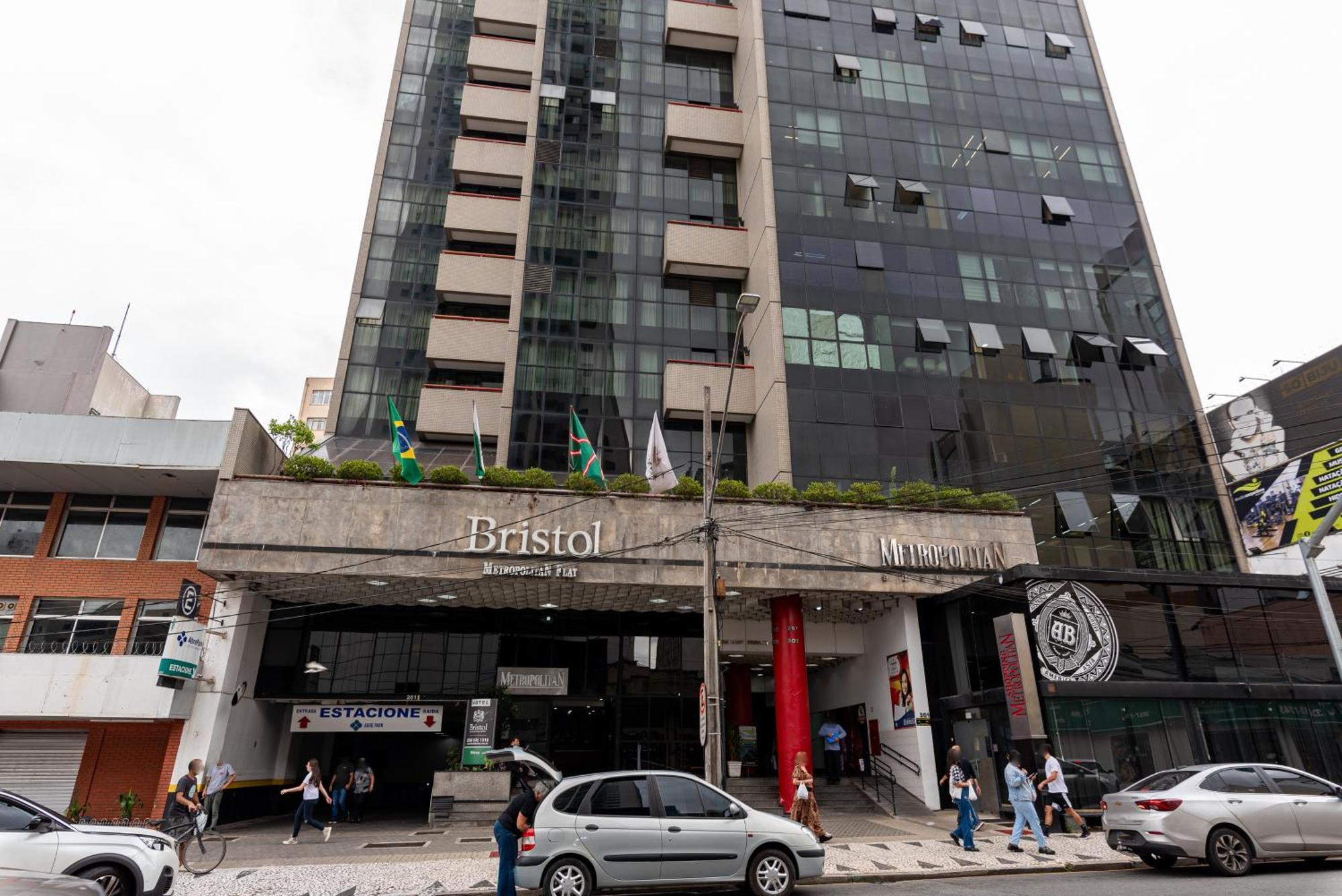 Metropolitan Flats Hotel Curitiba Exterior photo