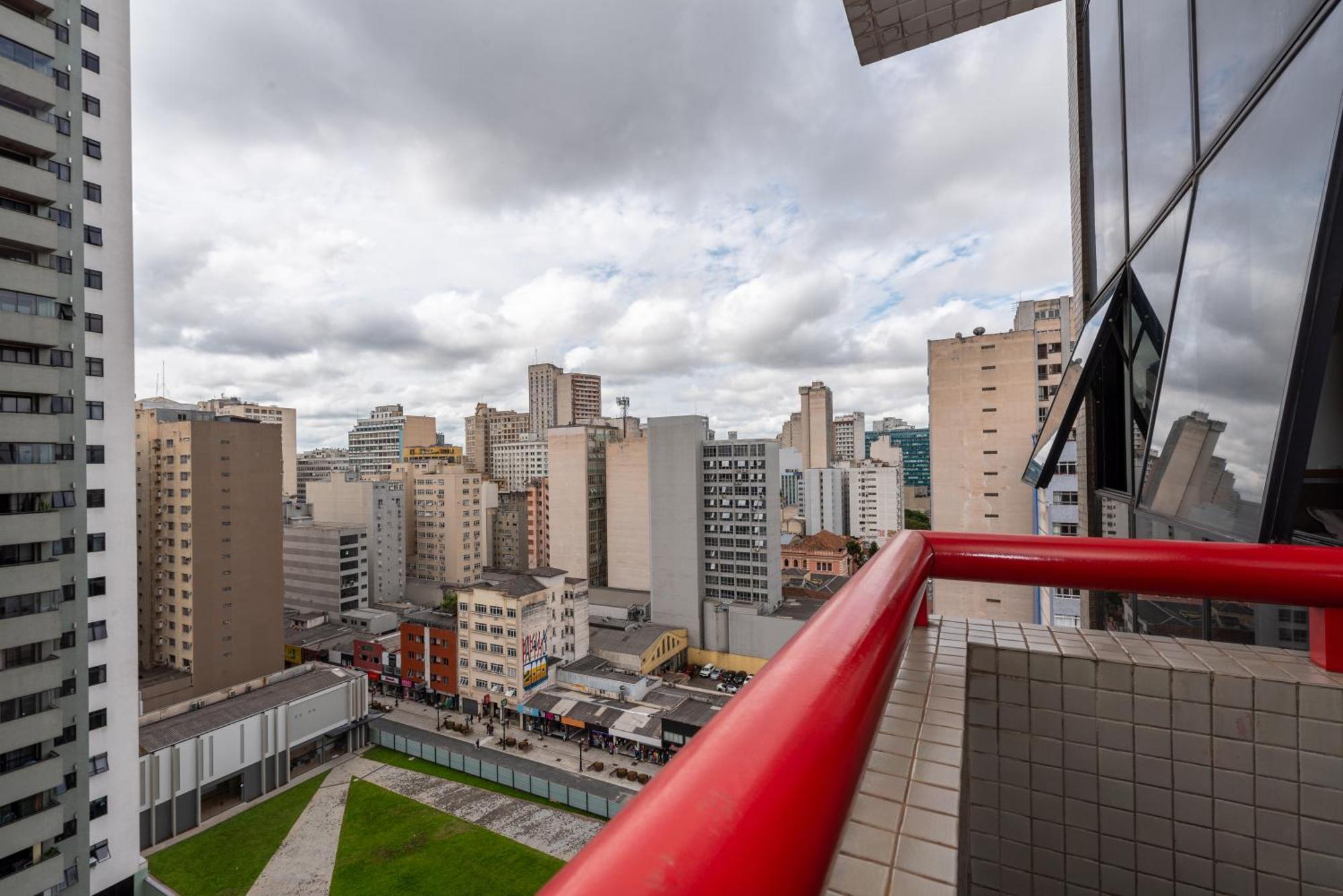 Metropolitan Flats Hotel Curitiba Exterior photo